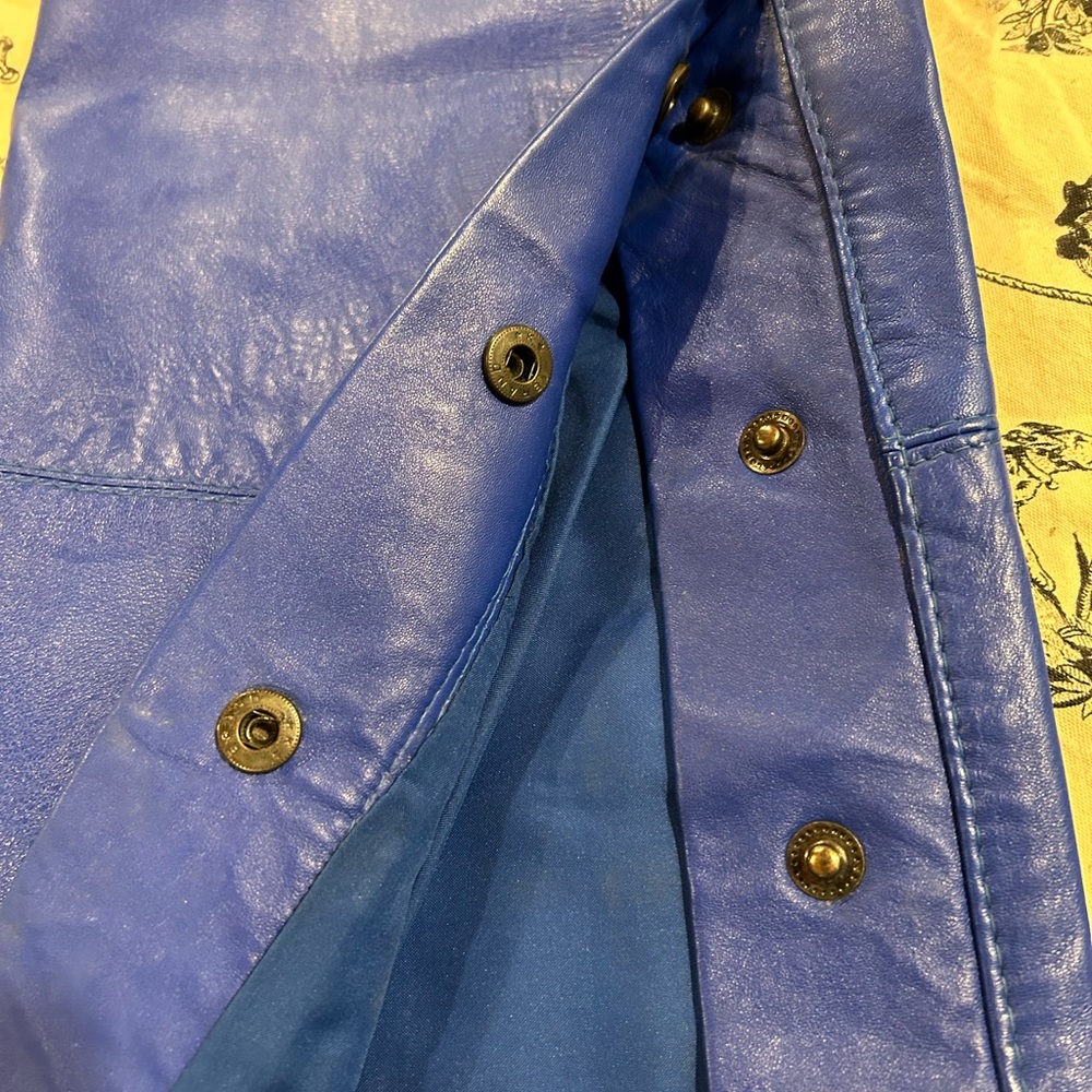 Vintage blue high waisted leather skirt - Picture 7 of 15